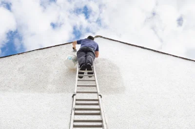 Peinture extérieure à Dompierre-sur-Besbre — façades et ravalement